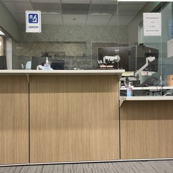 Sutter Health Lab - For labs, check in on the left and for mamos or X-rays check in on the right