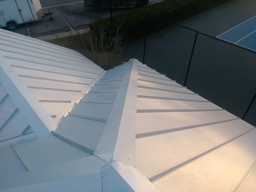 Slide of Top Notch Roofing & Exteriors