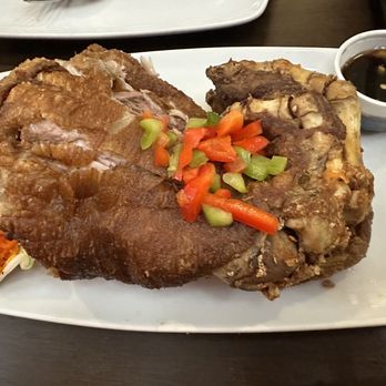 Max's Restaurant - Crispy pata - Filipino Near Me - Bakersfield, California
