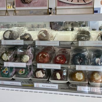 Somemore LA - Desserts Near Me - Los Angeles, California Somemore LA - Desserts Near Me - Los Angeles, California