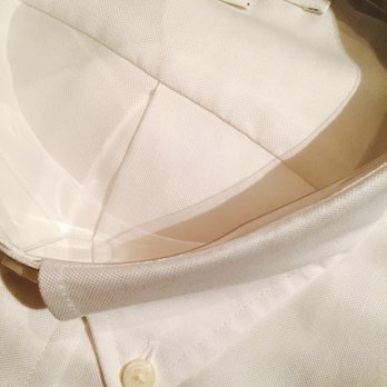 Uniqlo - Good fit and good texture for $40 reg, $30 on sale - Men's Clothing Near Me - Toronto, Ontario