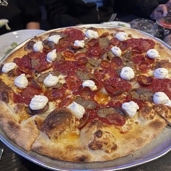 Pizza Rock - New Yorker Pizza - Pizza Near Me - Henderson, Nevada Pizza Rock - New Yorker Pizza - Pizza Near Me - Henderson, Nevada