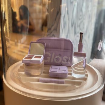 Glossier Brooklyn - Cosmetics & Beauty Supply Near Me - Brooklyn, New York Glossier Brooklyn - Cosmetics & Beauty Supply Near Me - Brooklyn, New York