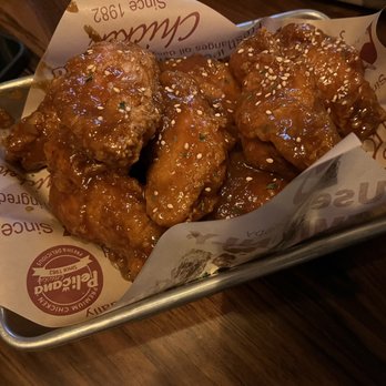 Pelicana Chicken - Chicken Crispy Fried Wings with garlic sauce - Chicken Wings Near Me - Seattle, Washington Pelicana Chicken - Chicken Crispy Fried Wings with garlic sauce - Chicken Wings Near Me - Seattle, Washington