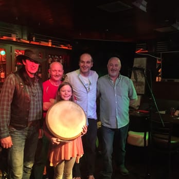 Murrays Bar - Pubs Near Me - Dublin, D