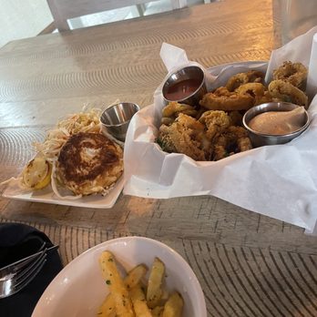 Mussel Beach Restaurant - Crab cake and calamari - Seafood Near Me - Delray Beach, Florida Mussel Beach Restaurant - Crab cake and calamari - Seafood Near Me - Delray Beach, Florida
