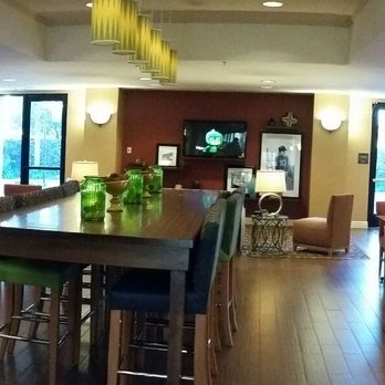 Hampton Inn & Suites Lathrop - Lounge/breakfast space - Hotels Near Me - Lathrop, California