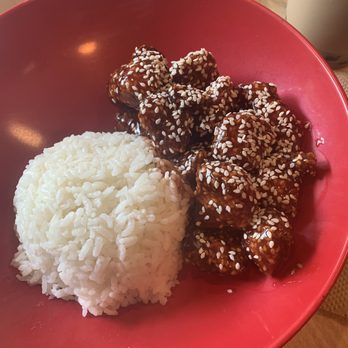 LOTUS CHINESE - Sesame chicken - Asian Fusion Near Me - Austin, Texas
