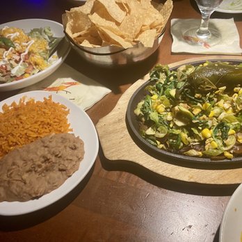 Mi Dia From Scratch - Chalupa and fajita. Great leftovers too - Tex-Mex Near Me - Flower Mound, Texas Mi Dia From Scratch - Chalupa and fajita. Great leftovers too - Tex-Mex Near Me - Flower Mound, Texas