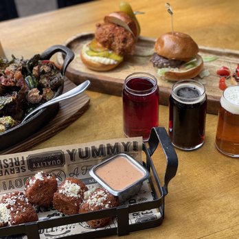 Eight Thirty Common - Crispy brussel sprouts, Sliders and suds & Truffles cheesy tots - Gastropubs Near Me - Meridian, Idaho Eight Thirty Common - Crispy brussel sprouts, Sliders and suds & Truffles cheesy tots - Gastropubs Near Me - Meridian, Idaho