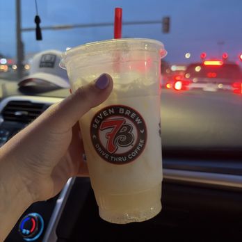7 Brew Coffee - Coffee & Tea Near Me - Cedar Rapids, Iowa