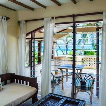 AIR BP Italia - Blue Marlin Beach Resort, Diani Beach, Kenya - Rome, RM