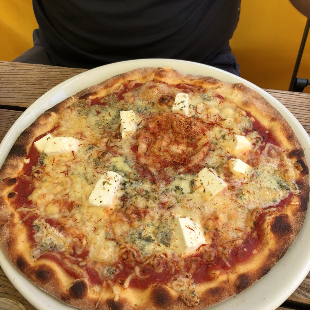 Contra Punto - Pizza  Quattro Formaggi - Pizza Near Me - Graz, 6