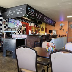 Taqueria Don Juan - Indoor "dining"