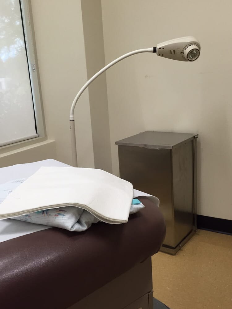 STEPHANIE MCCLELLAN, MD Updated September 2024 51 Reviews 1441