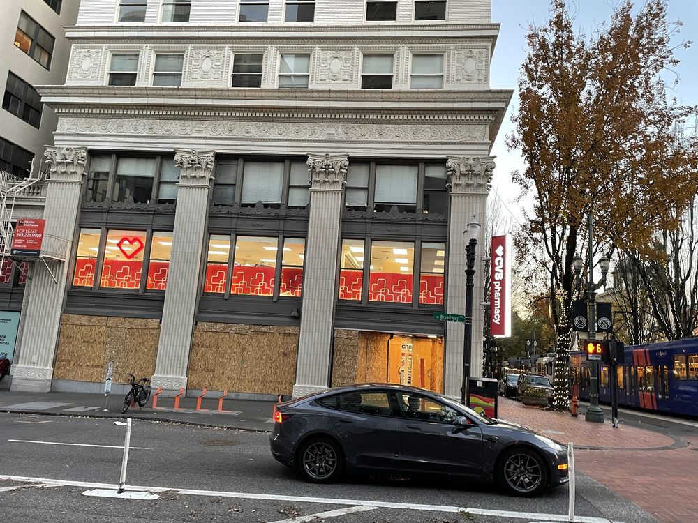 CVS PHARMACY - Updated August 2025 - 640 SW Broadway, Portland, Oregon ...