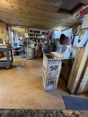 Morse Farm Maple Sugarworks by null