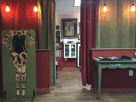 AMERICAN TATTOO STUDIO - Updated March 2025 - 1434 Souder Rd, Knoxville