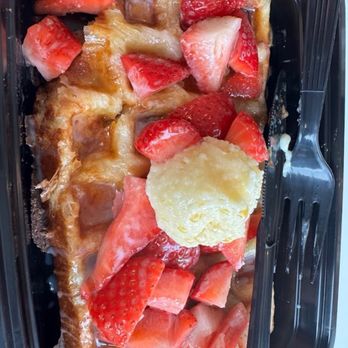 The Flying Yolk - Valencia - Strawberries & Cream Waffle. - Breakfast & Brunch Near Me - Valencia, California The Flying Yolk - Valencia - Strawberries & Cream Waffle. - Breakfast & Brunch Near Me - Valencia, California