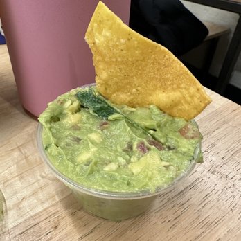 Dos Toros Taqueria - Guacamole - Mexican Near Me - New York, New York Dos Toros Taqueria - Guacamole - Mexican Near Me - New York, New York