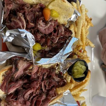 Classic Burgers - The gold standard pastrami sandwich. A ten on a scale from 1 to 10! - Burgers Near Me - Inyokern, California Classic Burgers - The gold standard pastrami sandwich. A ten on a scale from 1 to 10! - Burgers Near Me - Inyokern, California