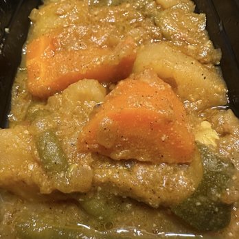 Demera Ethiopian Restaurant - Yatkilt Wot (Side)- Carrots, green beans, potatoes, squash, zucchini, onions, garlic, ginger - Ethiopian Near Me - Chicago, Illinois Demera Ethiopian Restaurant - Yatkilt Wot (Side)- Carrots, green beans, potatoes, squash, zucchini, onions, garlic, ginger - Ethiopian Near Me - Chicago, Illinois