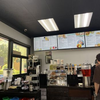 Wild Oak Cafe - Inside of the café - Cafes Near Me - Glendale, California