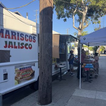 Mariscos Jalisco - Food Truck on Friday Afternoon - Mexican Near Me - Los Angeles, California Mariscos Jalisco - Food Truck on Friday Afternoon - Mexican Near Me - Los Angeles, California