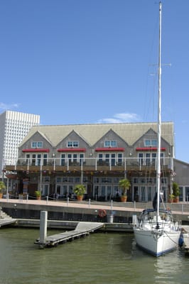 Willie G's Seafood & Steaks by null