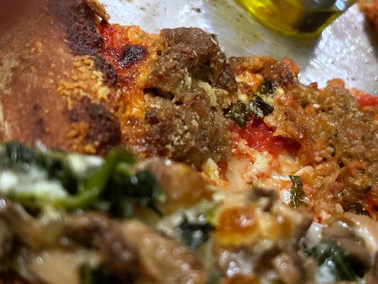 Ernie's Pizzeria by null