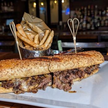 Prato 850 - Gastropubs Near Me - Commack, New York