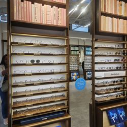Warby Parker Pinecrest - Glasses wall