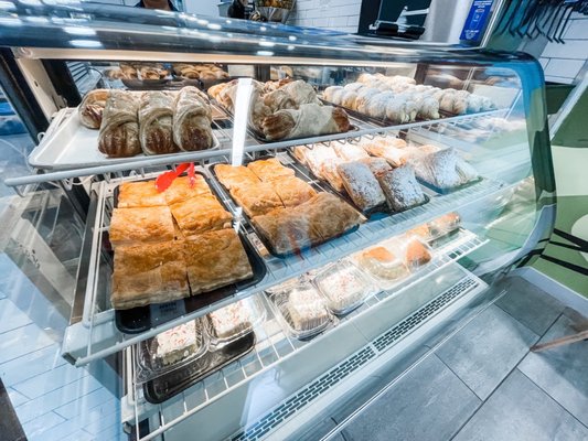 Taino's Bakery & Deli (Lake Nona) by null