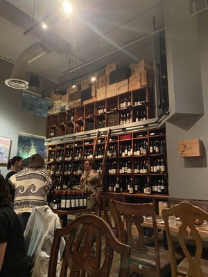 Wine & Company by null