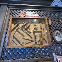Cracker Barrel Old Country Store