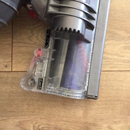 Super clean vacuum head