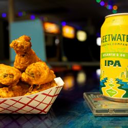 Retro City Arcade Bar & Pizzeria