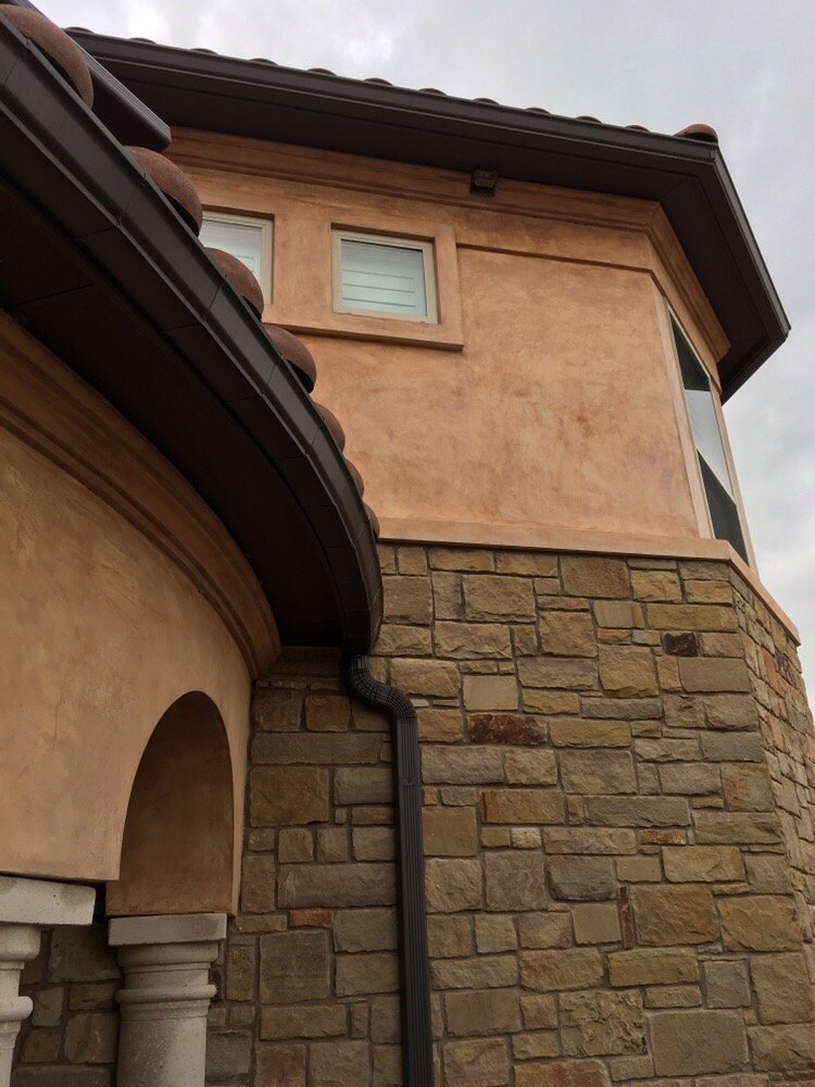 Slide of Quality Seamless Gutters