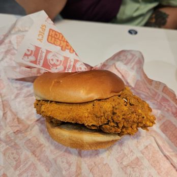 Jollibee - Chicken Shop Near Me - Jersey City, New Jersey Jollibee - Chicken Shop Near Me - Jersey City, New Jersey