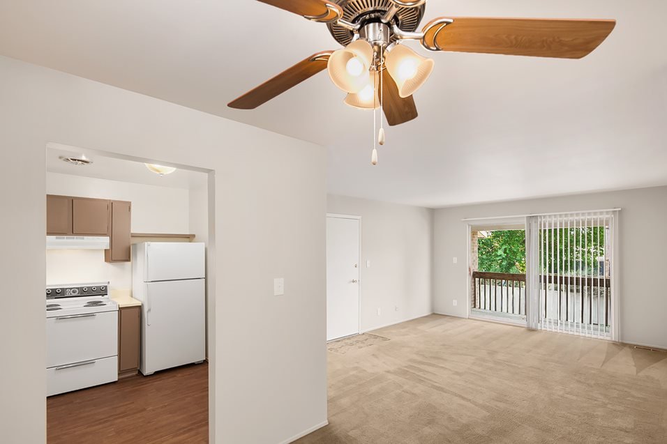 KINGS GATE APARTMENTS Updated May 2024 44090 Kings Gate Drive