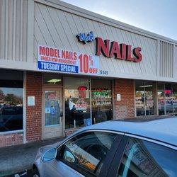 Model Nails