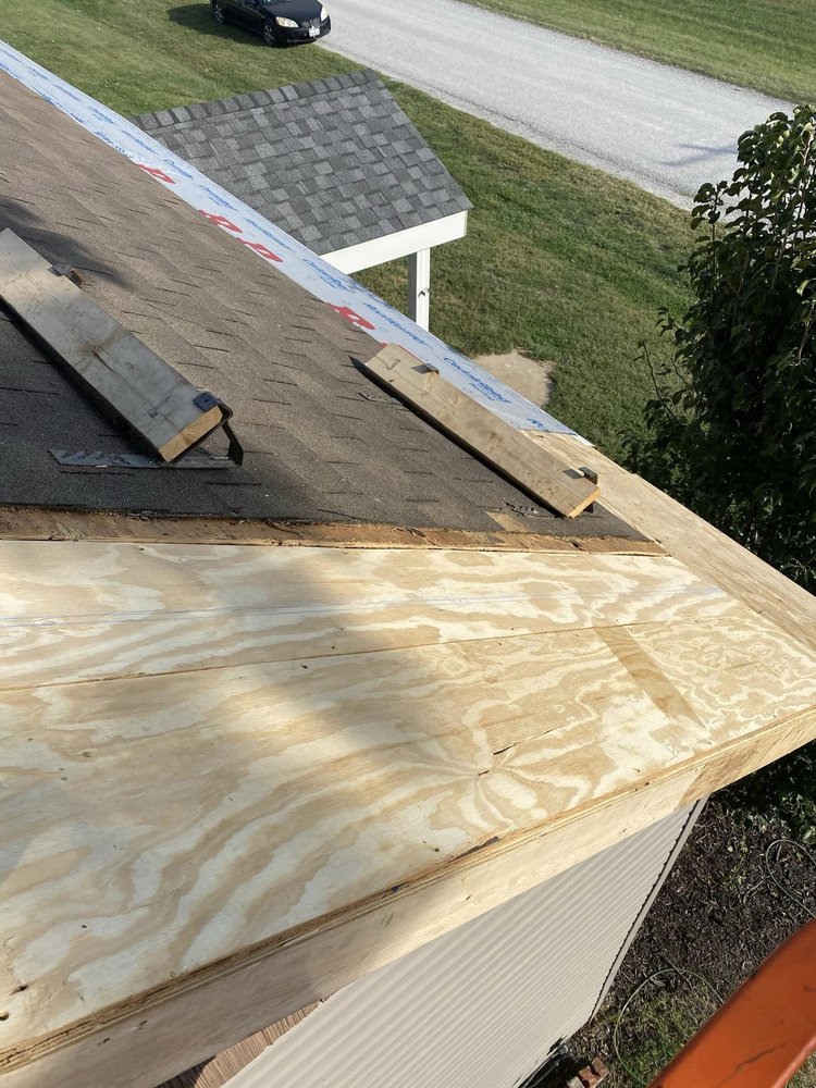 Slide of Archyk Roofing