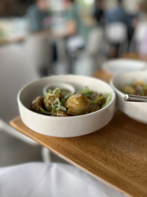 Yuan Wonton by null