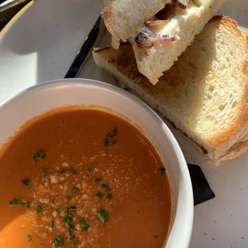 CitySide Tavern - Grilled Cheese and Tomato Bisque - Bars Near Me - Brighton, Massachusetts CitySide Tavern - Grilled Cheese and Tomato Bisque - Bars Near Me - Brighton, Massachusetts