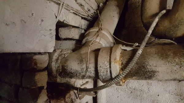 West Babylon Heating Techs Logo