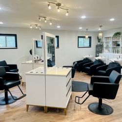 Bloom Beauty & Wellness - Hair salon