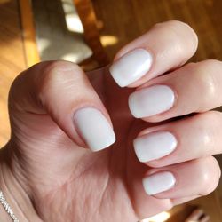 Golden Nail Bar
