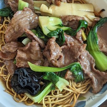 Yu's Garden - Crispy noodles with pork - Taiwanese Near Me - Irvine, California