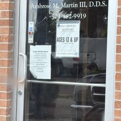 Gentilly Family Dental - The Dental office door