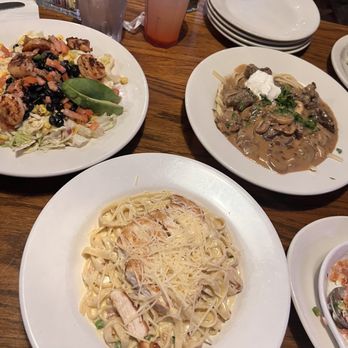 Marie Callender's - American Near Me - Monterey Park, California